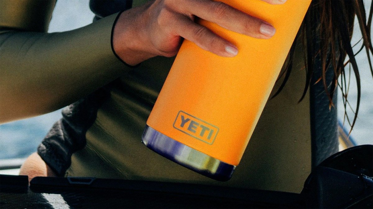 Yeti's fan-favorite yellow is back in everything but name. gearpatrol.com/food/yeti-beek…