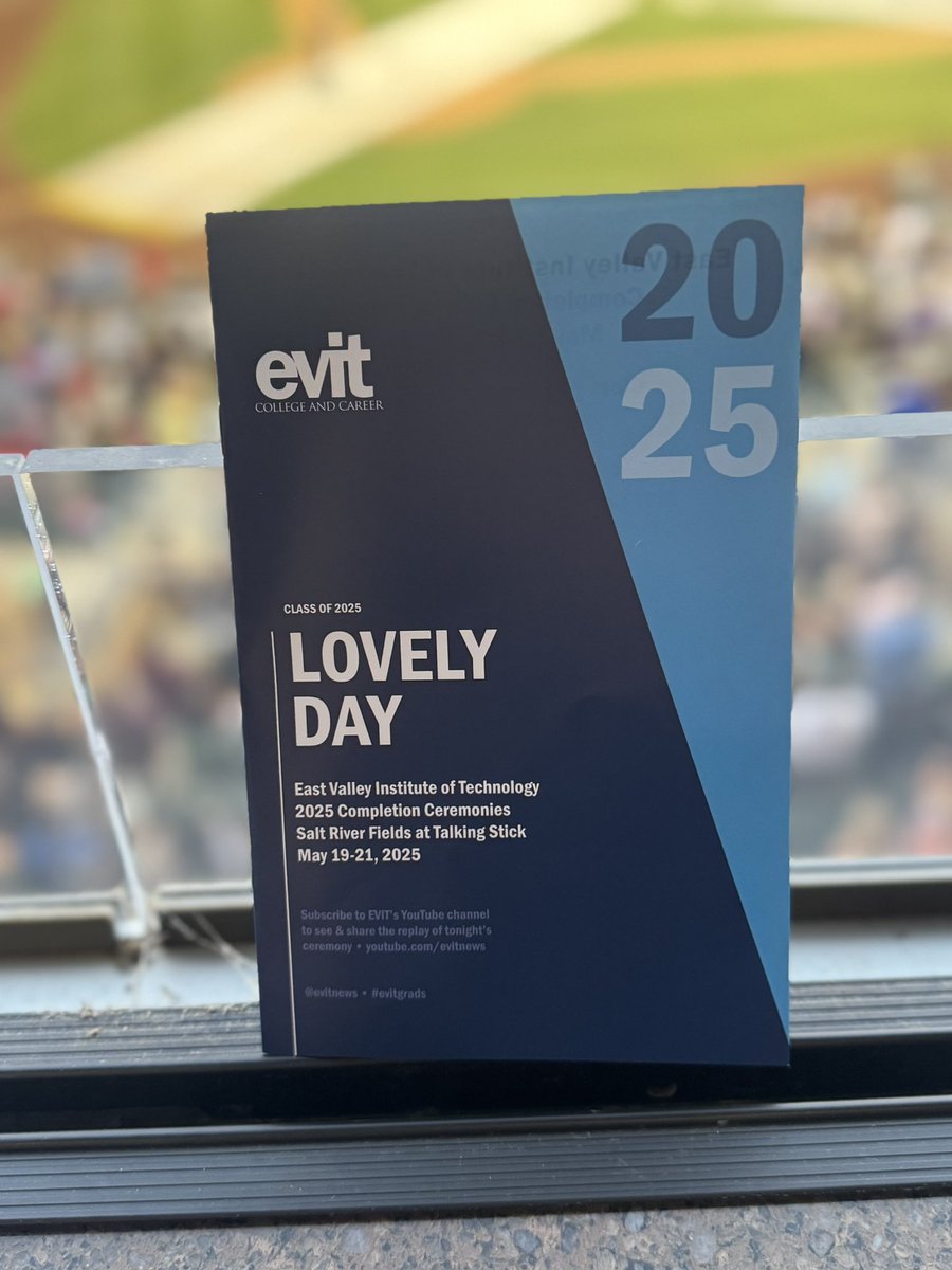 LindsayDuranCTE's tweet photo. Congrats EVIT students from @ChandlerUnified! Exciting night celebrating each of you. @EVITnews #iamcte https://t.co/kiqLK0lFa5