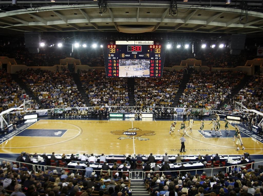 Donovan Criss (@donovan_criss) on Twitter photo I'm blessed to receive a D1 offer from Oral Roberts University 🙏🏾. Thank you Coach <a href="/coachKBarnett/">Kory Barnett</a> for believing in me. I'm blessed to receive a D1 offer from Oral Roberts University 🙏🏾. Thank you Coach <a href="/coachKBarnett/">Kory Barnett</a> for believing in me.