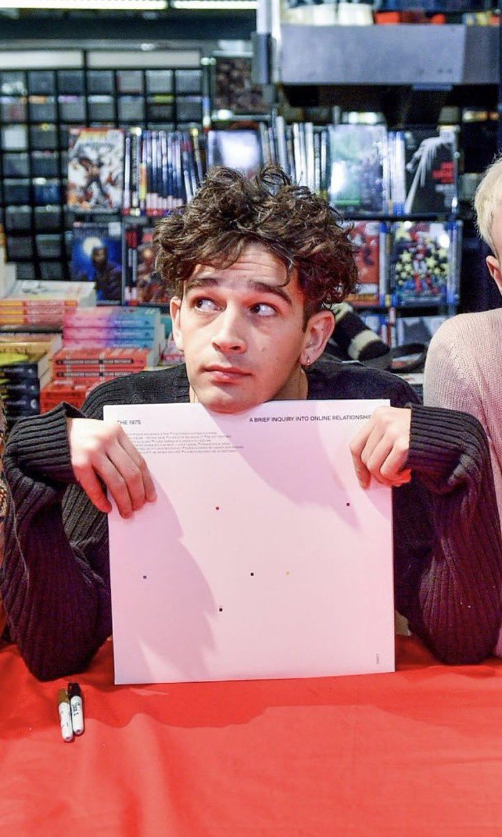 jenythhh's tweet image. SLIPPING THROUGH MY FINGERS ALL THE TIMEEEEE I TRY TO CAPTURE EVERY MINUTEEEE