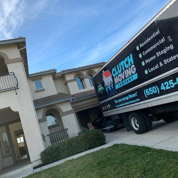 ClutchMoving's tweet photo. POV: The Clutch truck just pulled up and you know it’s officially go time. 🚛📦 https://t.co/XBSuZMv2sy