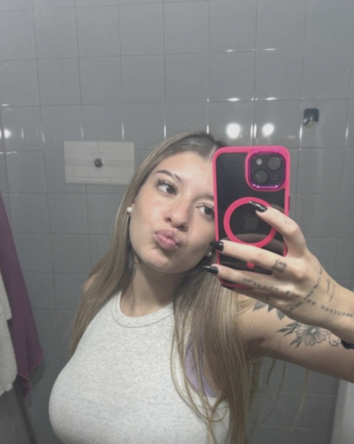 EllieDreammm's tweet image. When life gives you rain, make a splash!  #PuddleJumping #Rain #Vancouver