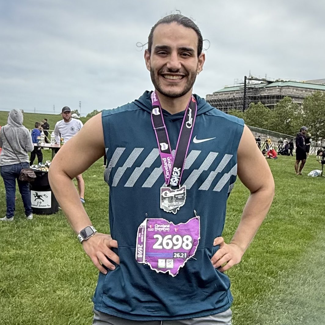 RForoumadi's tweet photo. As someone who once struggled with obesity and lost 70 lbs over the years, there were days I never thought I would outrun it, physically or emotionally.

But I did. And today, I did a full marathon.

This is just a reminder that:

WE CAN BEAT OBESITY.

#obesity #weightlossjourney https://t.co/VO5mnoKNZs