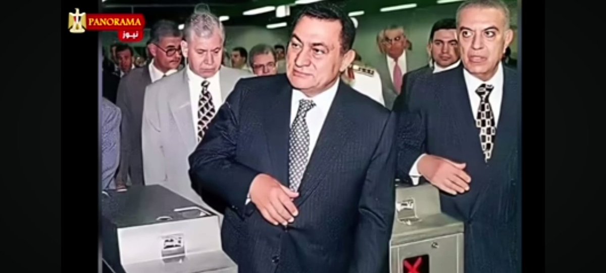 عصر الفساد الجميل 😂🖐️