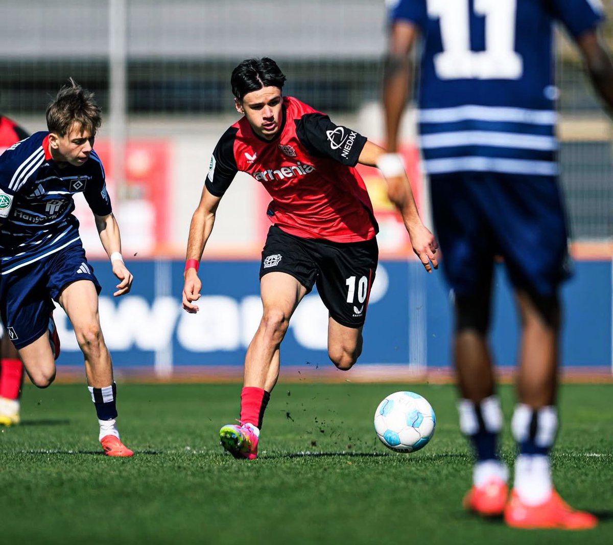 🔴⚫️⭐️ Bayer Leverkusen gem Kerim Alajbegović has attracted interest from several top clubs as he’s considered one of the best 2007 born talents in Europe.

Bayer see Kerim as important part of long term project with future step/potential loan to be discussed soon.