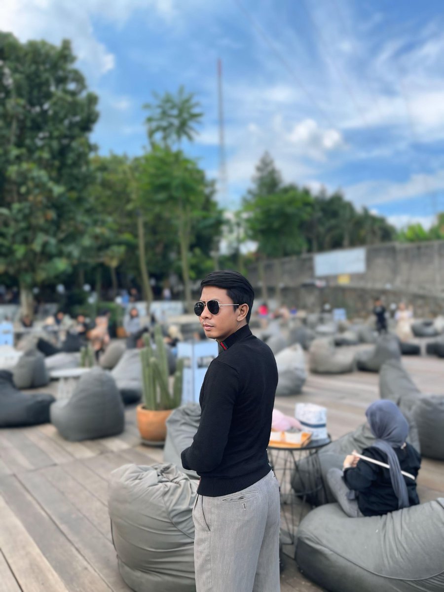 Dickra7's tweet photo. 😎😎 https://t.co/8sY2cxbU9n