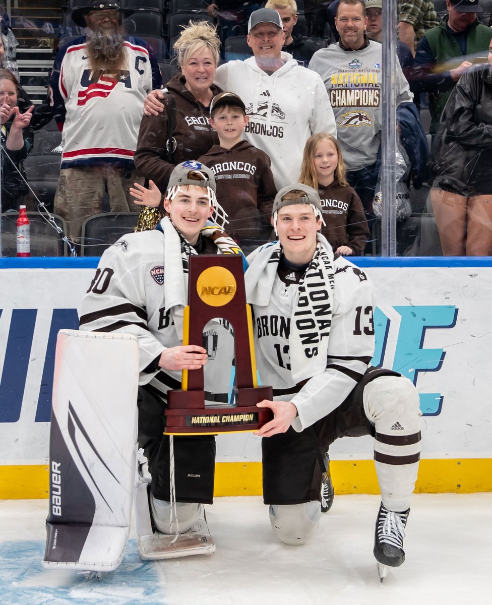 NCAA champion Western Michigan has become landing spot for top Minnesota high school players, including Warroad's Slukynsky brothers. mnhockeycoach.com/news_article/s…