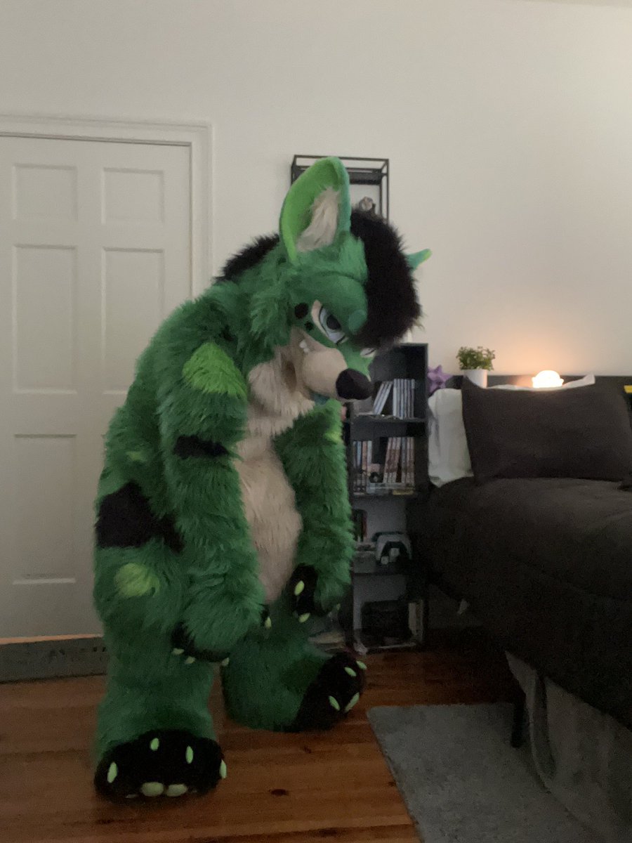 Pov: Hound
Thank you <a href="/grayestREM/">grayREM</a> for bringing my boy to life!