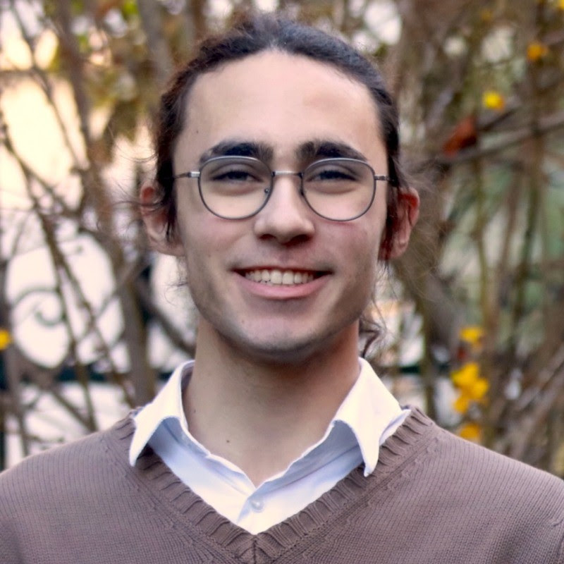 JL Foundation (@jl911) on Twitter photo William Boucher is <a href="/jl911/">JL Foundation</a> scholar from <a href="/ColumbiaGS/">ColumbiaGS</a> & <a href="/sciencespo/">Sciences Po</a>, majored in economics and government.
He interned in Congress for Democratic Whip <a href="/WhipKClark/">Katherine Clark</a> .
He has also campaigned for <a href="/leilachaibi/">Leïla Chaibi</a> for MEP.
He will join <a href="/collegeofeurope/">College of Europe</a> for graduate study.
He is 🇫🇷🇺🇸🇩🇪 William Boucher is <a href="/jl911/">JL Foundation</a> scholar from <a href="/ColumbiaGS/">ColumbiaGS</a> & <a href="/sciencespo/">Sciences Po</a>, majored in economics and government.
He interned in Congress for Democratic Whip <a href="/WhipKClark/">Katherine Clark</a> .
He has also campaigned for <a href="/leilachaibi/">Leïla Chaibi</a> for MEP.
He will join <a href="/collegeofeurope/">College of Europe</a> for graduate study.
He is 🇫🇷🇺🇸🇩🇪