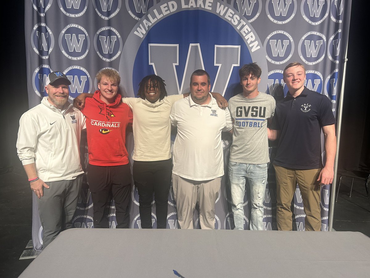 Coach Cioroch (@coachcioroch) on Twitter photo Congrats to our <a href="/WLWestern_FB/">WLW Football</a> college signees. It was an honor to be your coach. Go be great. Congrats to our <a href="/WLWestern_FB/">WLW Football</a> college signees. It was an honor to be your coach. Go be great.