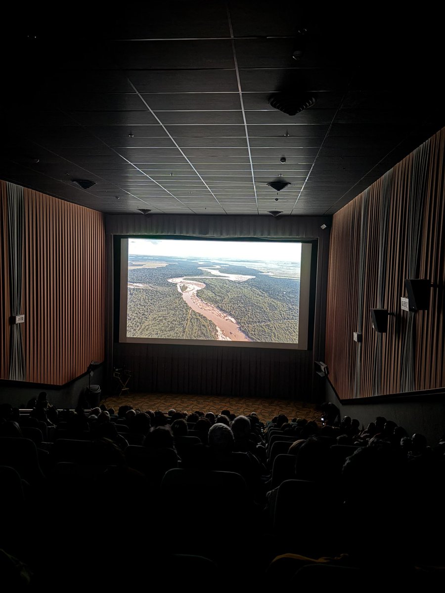 Diego_Granda's tweet photo. Acompañando la presentación de “El río olvidado”, corto-documental que muestra y busca que el #RioSanFrancisco de #Jujuy sea declarado la primera reserva natural fluvial de la #Argentina. Gran laburo de Renán Aparicio y Lucio Malizia 👏 https://t.co/hzzPRvDDKz
