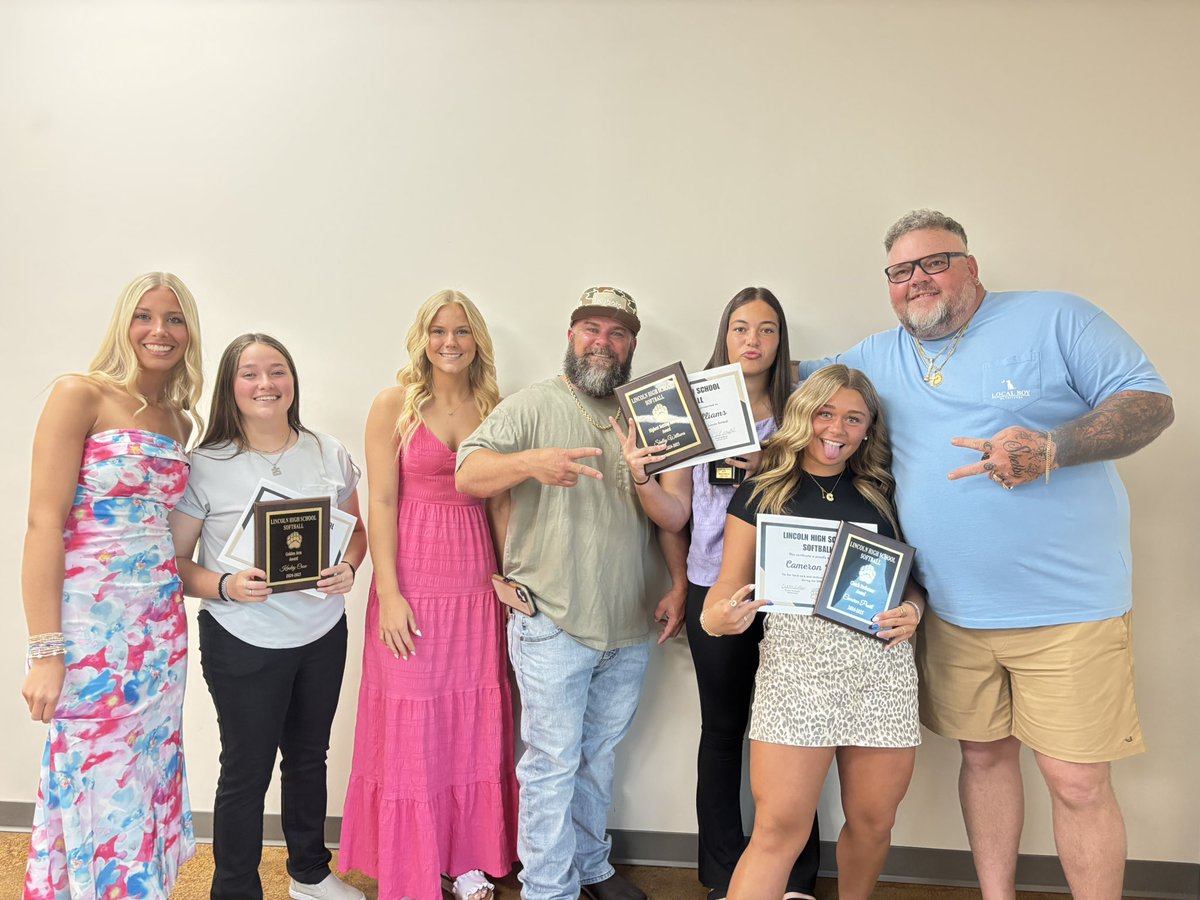 Cameron Pruitt (@cameronpru90484) on Twitter photo Lincoln High School Varsity Softball Banquet! I got the “Clutch” Award for always showing up at the plate and in the field. Blessed to be apart of such a great team! Next up is travel ball with <a href="/NextLevelWillis/">Next Level Willis</a> 🩵❤️ Lincoln High School Varsity Softball Banquet! I got the “Clutch” Award for always showing up at the plate and in the field. Blessed to be apart of such a great team! Next up is travel ball with <a href="/NextLevelWillis/">Next Level Willis</a> 🩵❤️