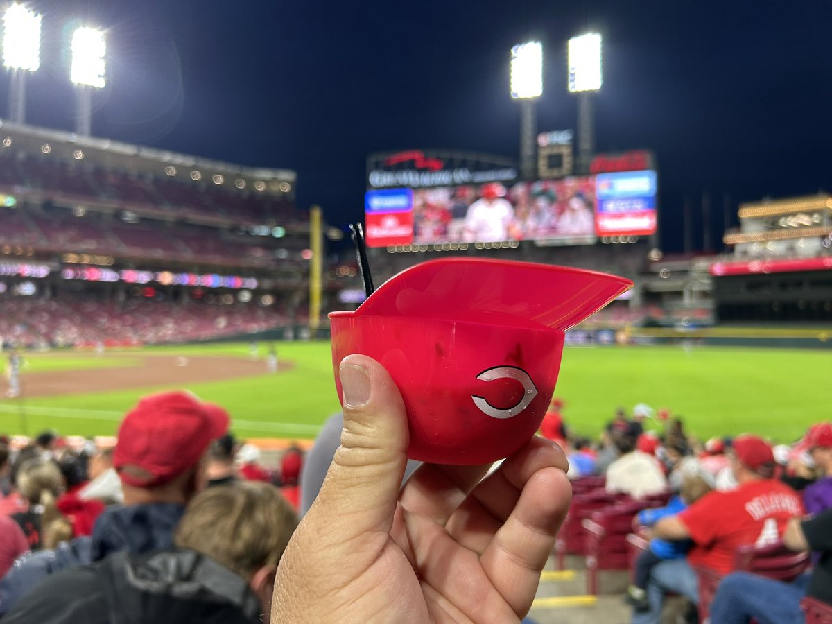 The Reds do it right! Black outline to the white C looks awesome! And they have free toppings - don’t ask me why I chose sprinkles! <a href="/Count2Baseball/">Baseball By Design</a> <a href="/BaseballBucket/">Baseball Bucket List</a>