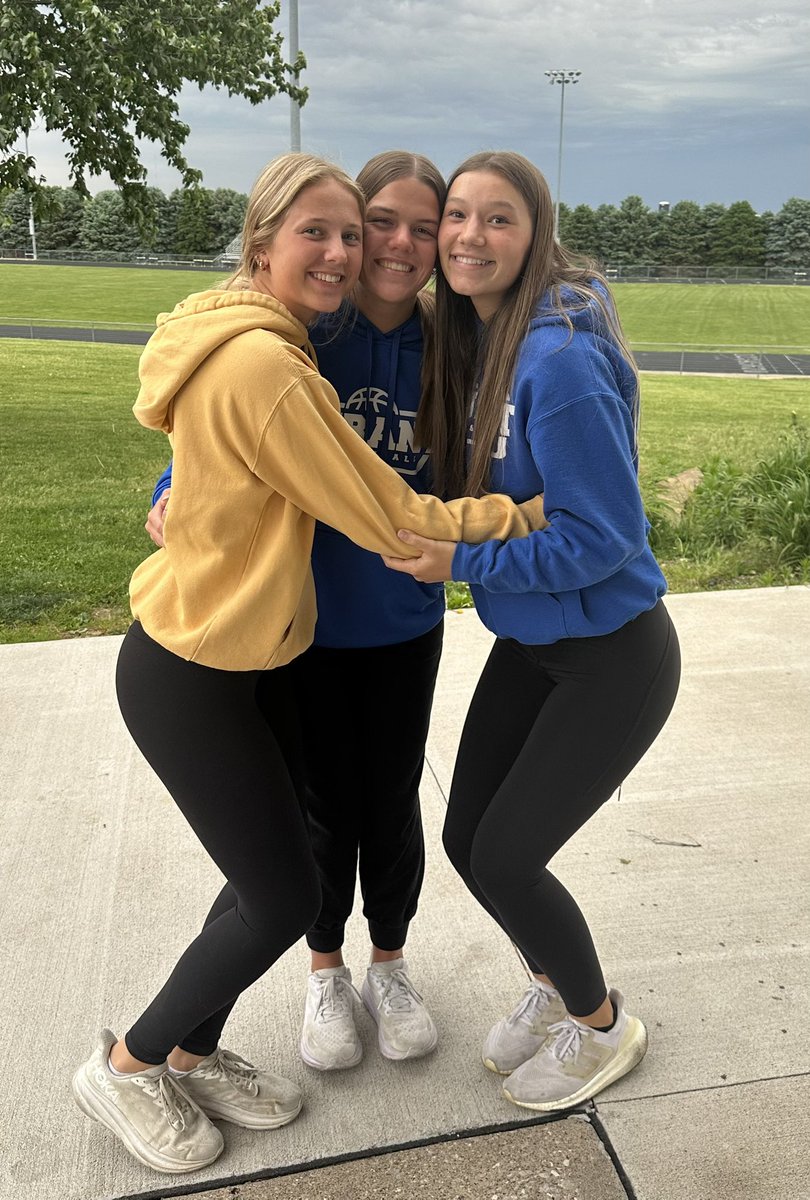 A huge thank you to these wonderful ladies and the parents that stepped up to help out in the athletic booster concession stand tonight! It made for a smooth and successful night!