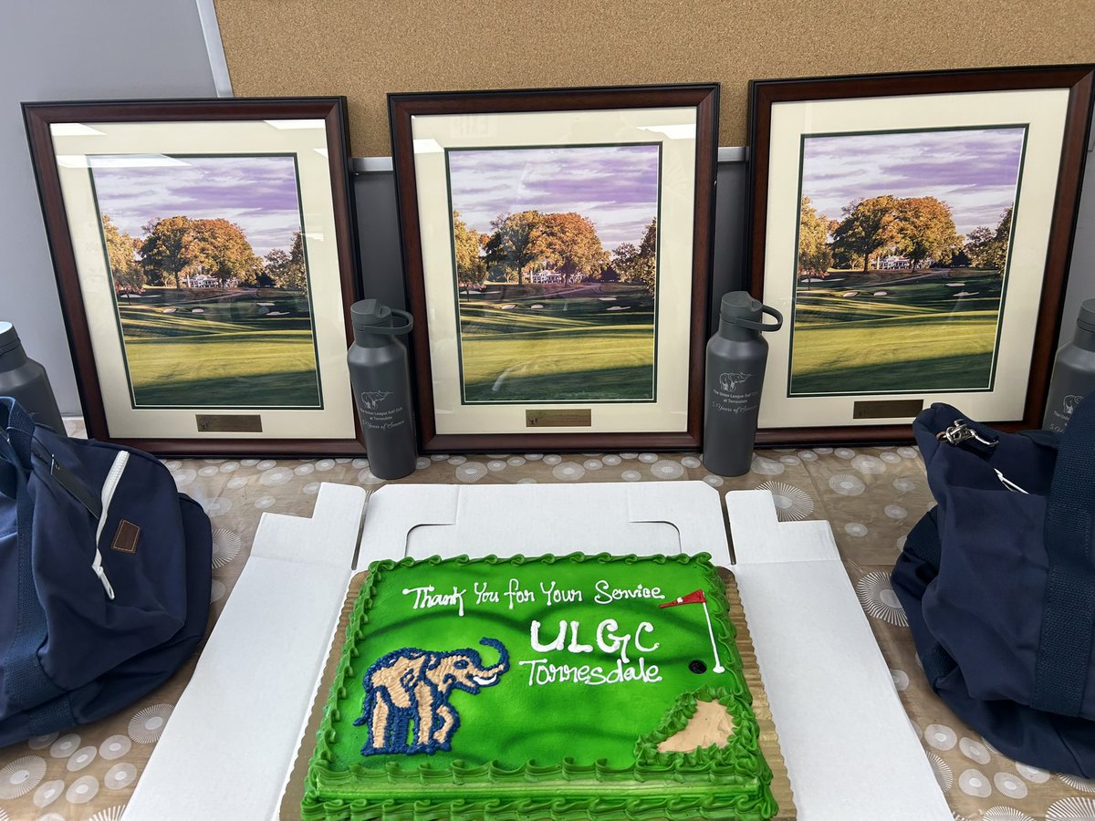 AndrewDooleyGCS's tweet photo. Celebrating our tenured employees today! Thanks to all of our @UnionLeagueGolf #Torresdale Green & Grounds employees! They make it happen day in and day out! ๐โณ๏ธ๐ @ScottBordner @NickSurretteEM @Mark_Schuhl https://t.co/fKD8iZZ6yN