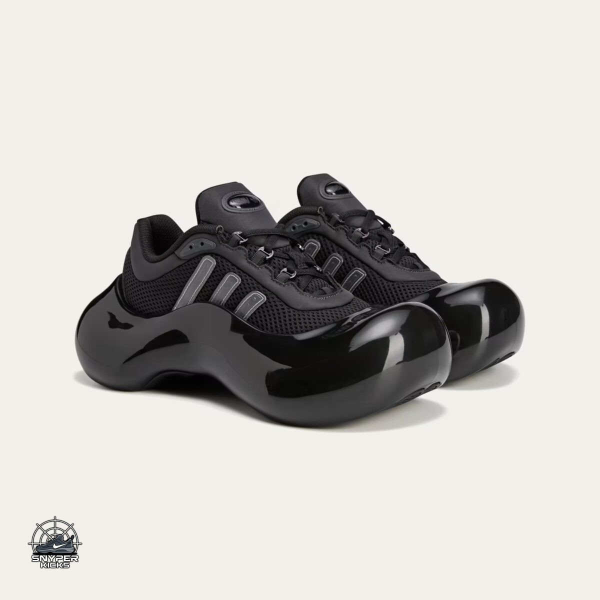 SnyperKicks's tweet image. Avavav x adidas Moonrubber &quot;Core Black&quot;
Colorway: Core Black/Utility Black/Utility Black
Style Number: 
Release Date: May 22, 2025
Price: $350
#CoreBlack #avavav #adidas #moonrubber