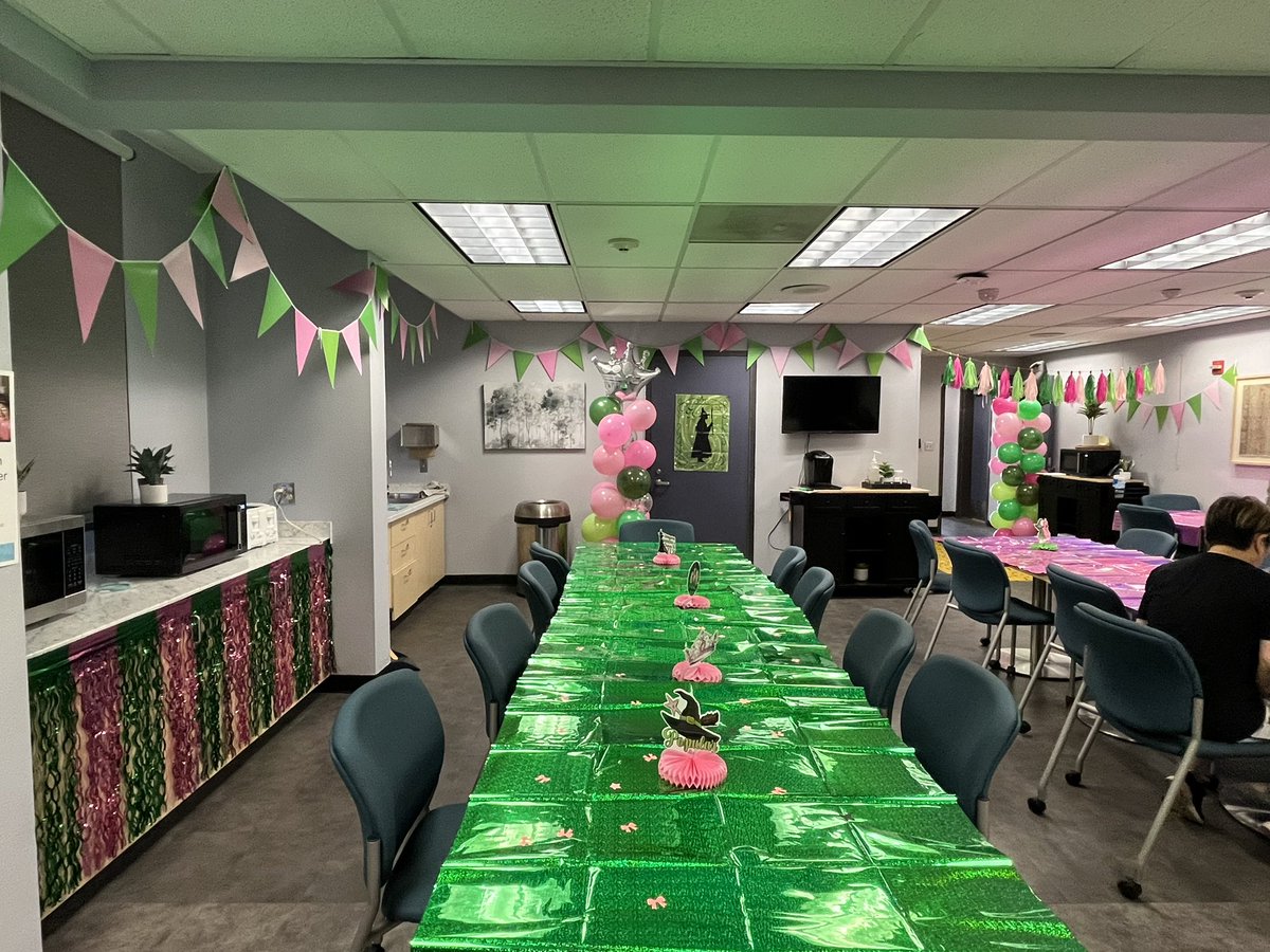 Sarah Wright tweet media