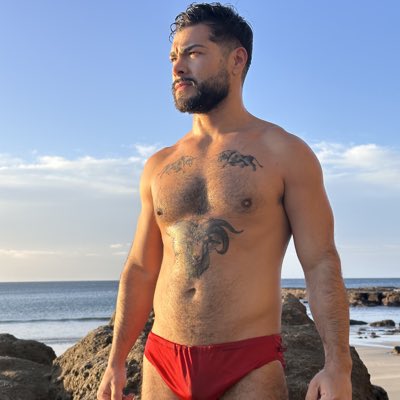 LuucasPerry's tweet photo. #NuevaFotoDePerfil https://t.co/UaeDipJOB9