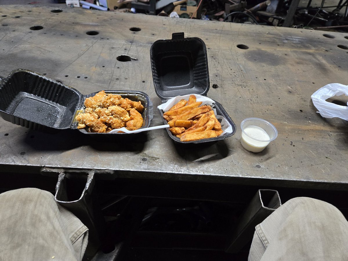 When you have been working on frames since 6am and the third customer of the day brings you dinner cuz you still have one more to do before you can quit.
Thanks Dennis Wagner for the frickers!