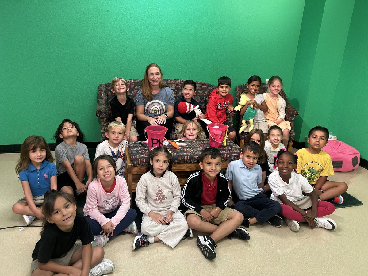 All of these Kindergarten students have mastered 100 or more sight words! 🙌 <a href="/PLEgators/">Palmetto Elementary</a>