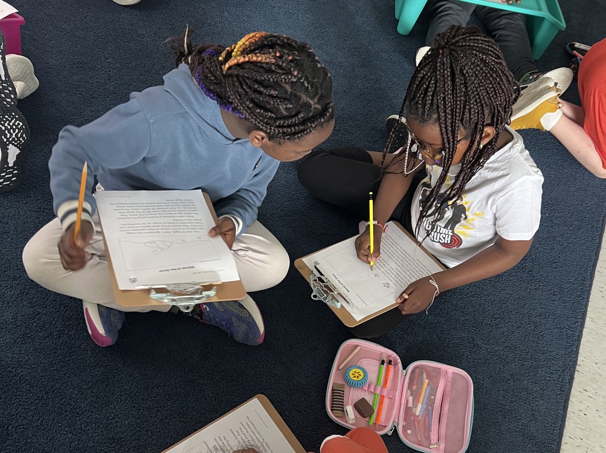 Ms_Sushma_'s tweet photo. Our class paired up for buddy reading, practicing fluency and visualization with UFLI passages. They listened, encouraged each other, and grew together every step of the way! #ocsbLiteracy @OttCatholicSB https://t.co/jvQC0QjsN2