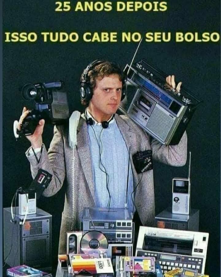 CFloydstock's tweet photo. Humorizando...

#humor #cd #mp3 #walkman #microsystem #music #musica #confrariafloydstock https://t.co/JZKGu2Eucj