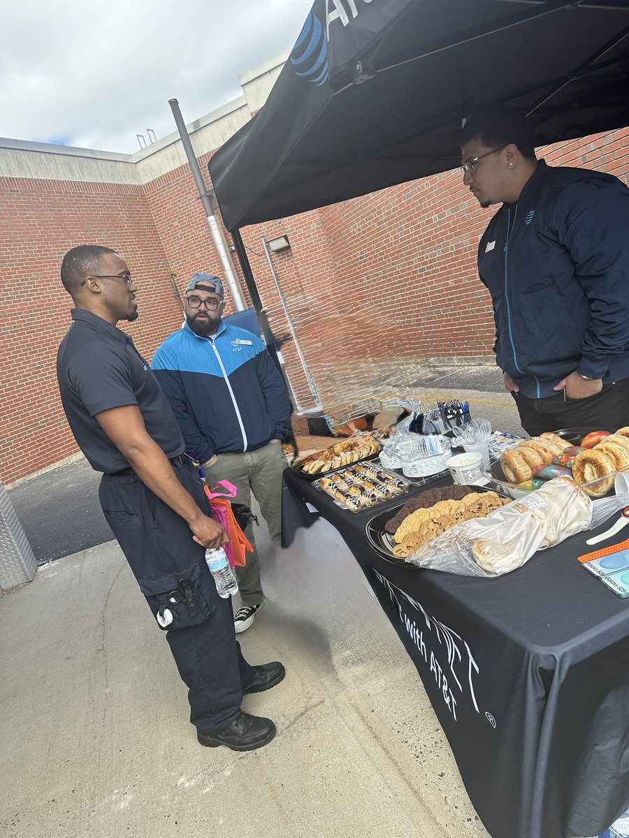 Avriana Torres tweet media