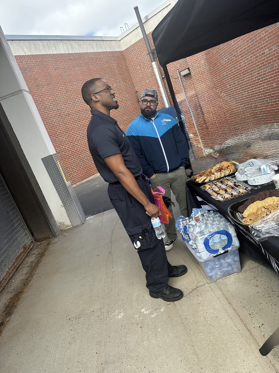 AvrianawithAT&T (@avrianawithatt) on Twitter photo it’s always a great pleasure to work alongside with Firstnet, but it was a greater honor to show our appreciation to our first responders #EMSWeek #baystate
<a href="/Bonilla_Bibi/">Bernice Bonilla</a>
<a href="/Pca9802/">Patricia acevedo</a>
<a href="/RiveraKelvin1/">Kelvin Rivera</a>
<a href="/firas_smadi/">Firas Smadi</a>
<a href="/keroninc/">Keron Incarnato</a>
<a href="/FirstNet/">FirstNet, Built with AT&T</a> it’s always a great pleasure to work alongside with Firstnet, but it was a greater honor to show our appreciation to our first responders #EMSWeek #baystate
<a href="/Bonilla_Bibi/">Bernice Bonilla</a>
<a href="/Pca9802/">Patricia acevedo</a>
<a href="/RiveraKelvin1/">Kelvin Rivera</a>
<a href="/firas_smadi/">Firas Smadi</a>
<a href="/keroninc/">Keron Incarnato</a>
<a href="/FirstNet/">FirstNet, Built with AT&T</a>