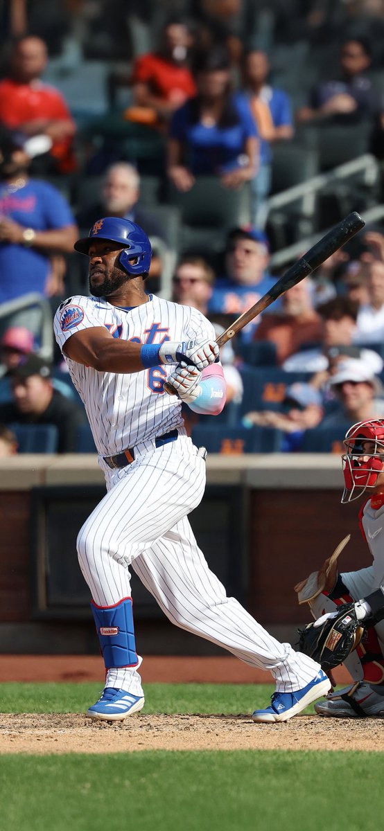 baseballograph's tweet photo. New York Mets phone wallpapers:
- Juan Soto 
- Tyrone Taylor
- Starling Marte 

📸: @GettySport | #NewYork | #Mets https://t.co/6rC2QN9HLl