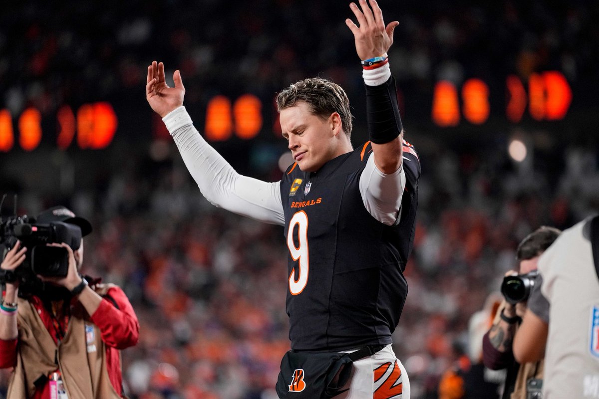 wingoz's tweet image. Every QB with 90+ Pass TDs and less than 30 INTs since the 2022 season:

🐯 Joe Burrow

That is it