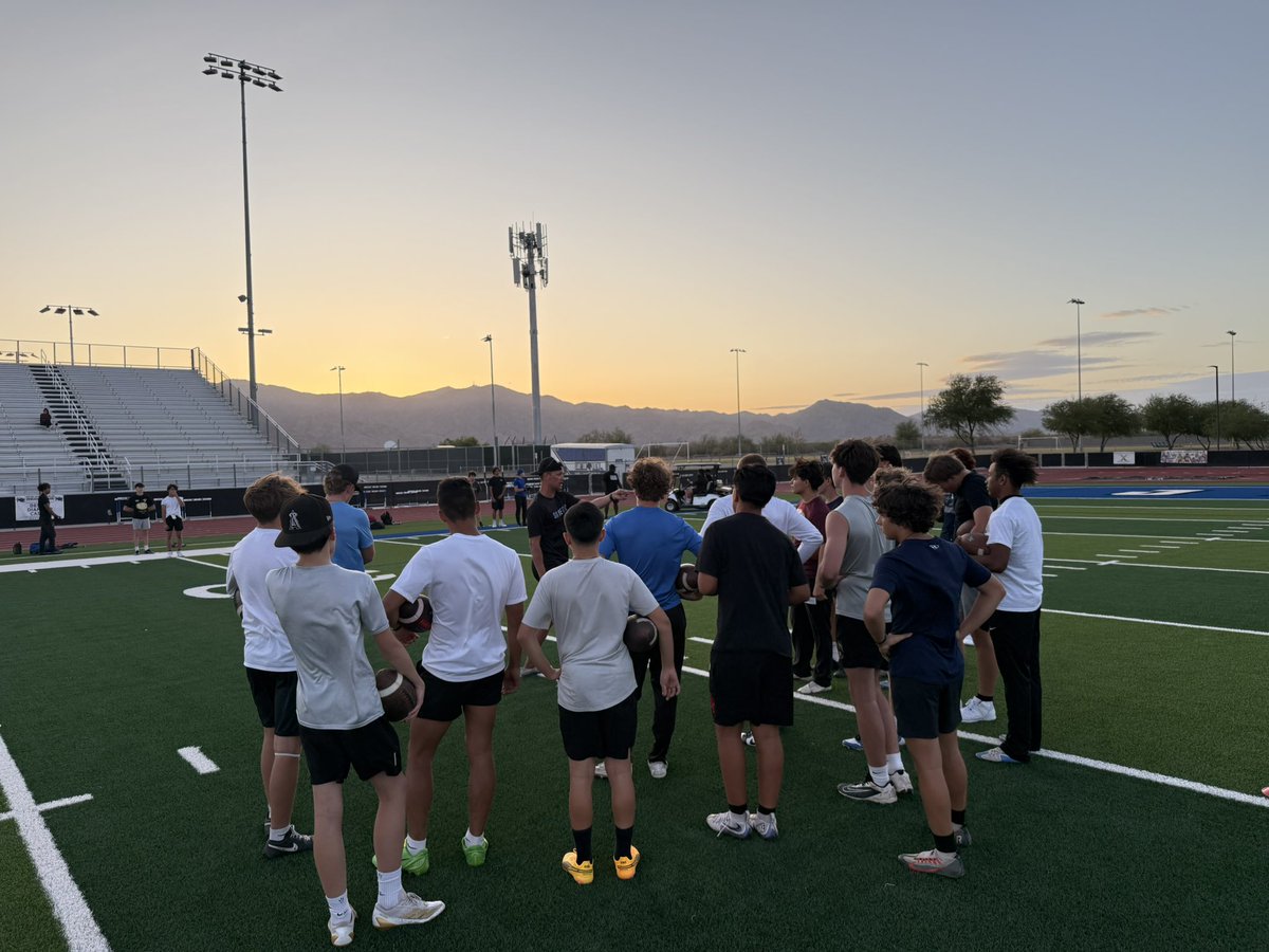 Living out a dream! Appreciative of the journey!🙌

<a href="/612Qs/">612 Quarterbacks</a> / <a href="/602Qs/">602 Quarterbacks</a>