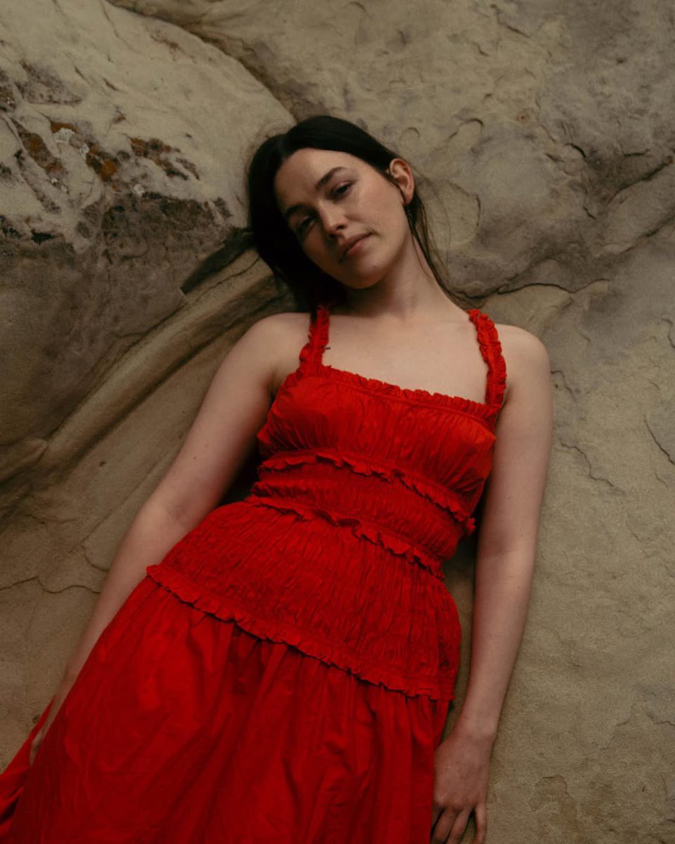 Portal Victoria Pedretti Brasil tweet media