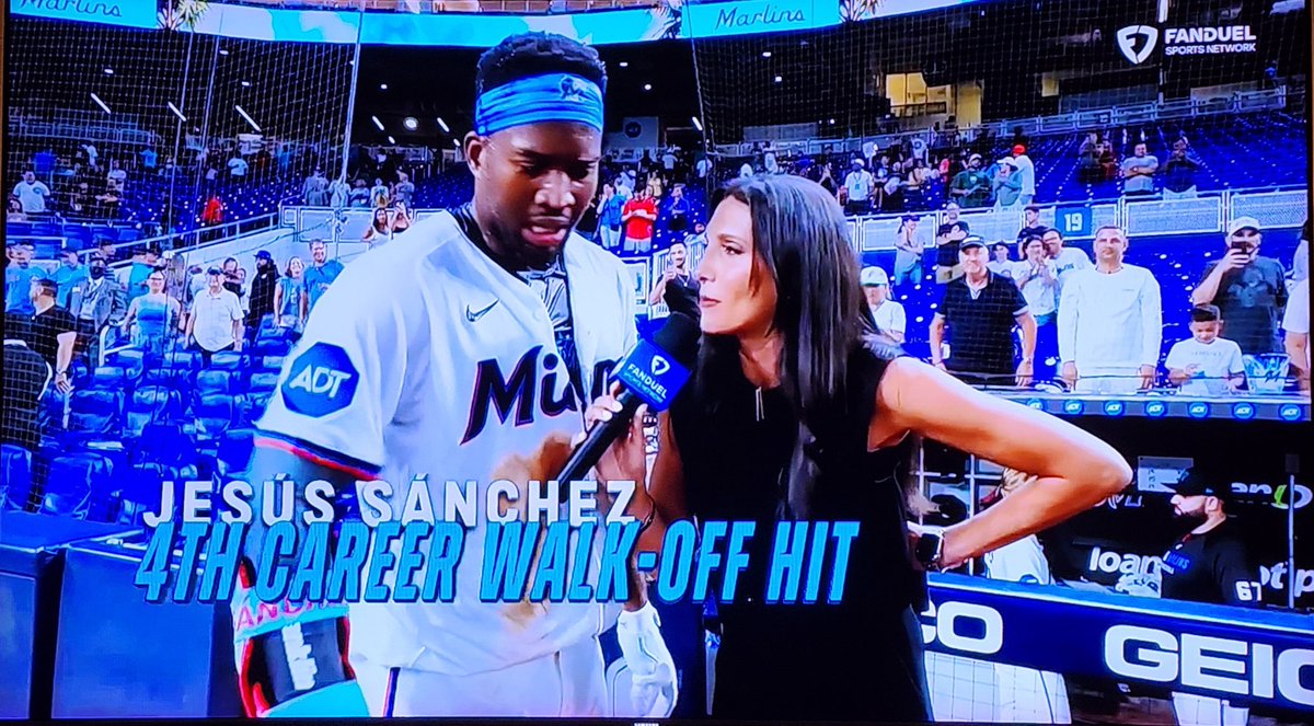 Sanchez with the walk-off win over the Cubs! Let's Go <a href="/Marlins/">Miami Marlins</a>!!!!