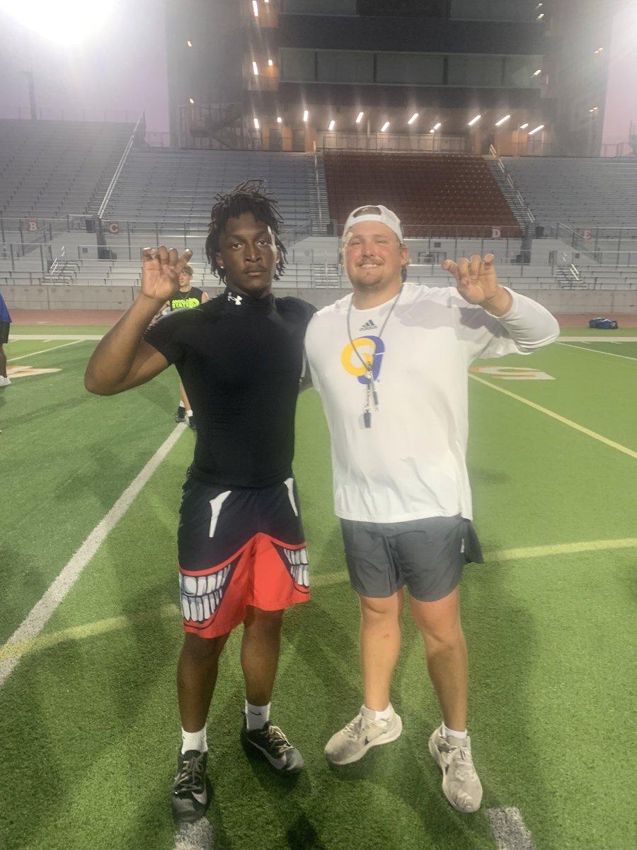 Khaiylan “De’Aarri” Griffin (@deaarri) on Twitter photo Great Camp Today, Thank you for the opportunity! <a href="/lukelipsey1/">luke lipsey</a> <a href="/runningbucks/">Coach Buck</a> <a href="/Coach_JJohnson/">Jason Johnson</a> <a href="/ScottSchroede19/">Scott Schroeder</a> <a href="/CoachLoganBrock/">Logan Brock</a> <a href="/CoachRSouthern/">RSouthern</a> Great Camp Today, Thank you for the opportunity! <a href="/lukelipsey1/">luke lipsey</a> <a href="/runningbucks/">Coach Buck</a> <a href="/Coach_JJohnson/">Jason Johnson</a> <a href="/ScottSchroede19/">Scott Schroeder</a> <a href="/CoachLoganBrock/">Logan Brock</a> <a href="/CoachRSouthern/">RSouthern</a>