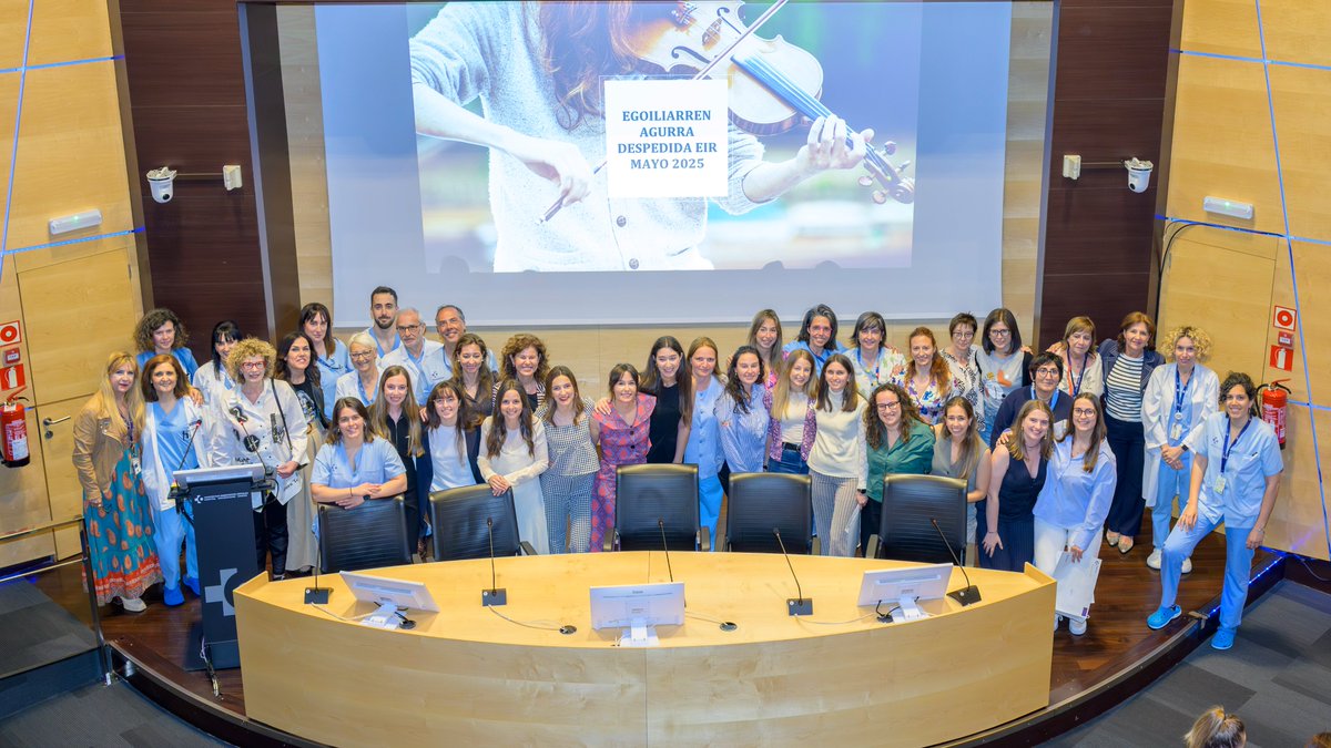 OSI EEC - Hospital Universitario Cruces (@osieecruces) on Twitter photo 🔵 El Hospital ha celebrado el acto de despedida de las residentes de enfermería que han acabado su formación en nuestro centro.
Os deseamos lo mejor en esta nueva etapa 💕
<a href="/osakidetzaEJGV/">Osakidetza</a> 🔵 El Hospital ha celebrado el acto de despedida de las residentes de enfermería que han acabado su formación en nuestro centro.
Os deseamos lo mejor en esta nueva etapa 💕
<a href="/osakidetzaEJGV/">Osakidetza</a>
