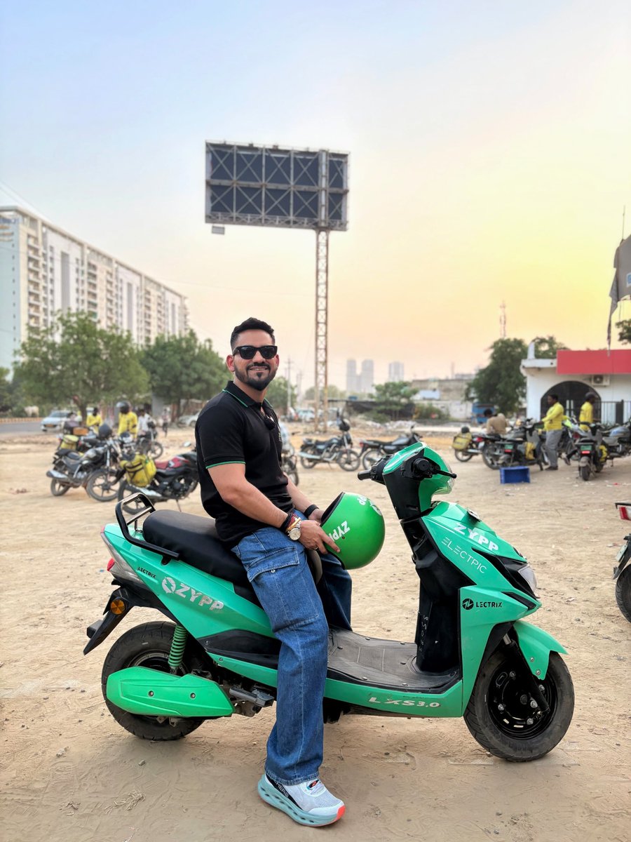 “I used to earn ₹14,000. Now I make more than ₹35,000...and I work on my own terms just like an ‘antarprenor’.”

That’s what Raja Babu, one of our Zypp pilots told me yesterday, someone who used to work as a security guard in a high rise.

He shared how every day, he was asked
