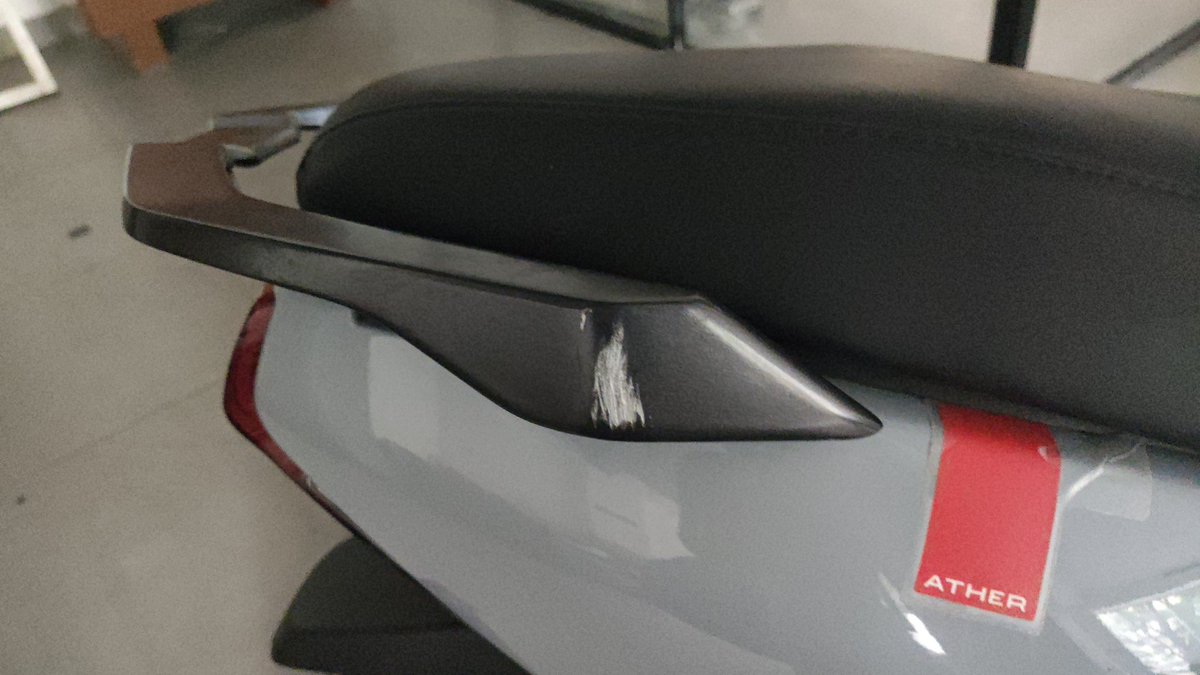 ADARSHK2001's tweet image. @heydigit I'm highly disappointed with my recent claim (Claim No: 202500527174). Despite visible damages, I had to pay for the right mirror from my own pocket, and some damaged parts weren’t even replaced. Please clarify this poor handling. #ClaimIssue #CustomerSupport