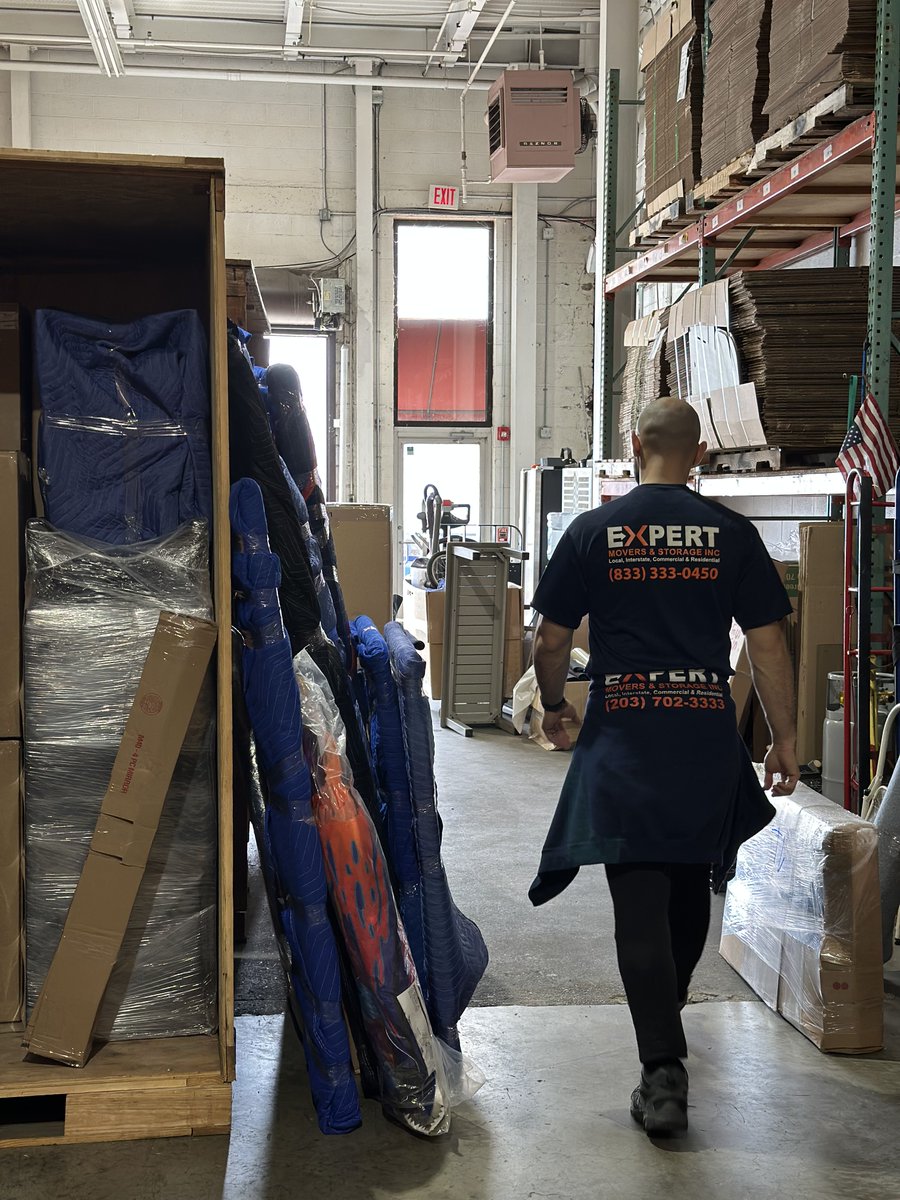 xpertmover's tweet image. Maximize your space and store your items safely with Expert Movers and Storage Inc.

Visit Our Website at expertmoversstorage.net/moving-company…

#ExpertMoversAndStorage #FairfieldStorage #SafeStorageSolutions #DeclutterYourHome #FlexibleStorage #StorageUnits #SecureStorage #MoveSmart