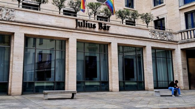 Nicht nur die UBS hat ein Problem mit heiklen strukturierten Produkten wie Range Target Profit Forwards – auch Julius Bär und Deutsche Bank verkauften riskante Devisen-Derivate. ⬇️⬇️
tippinpoint.ch/artikel/78069/…