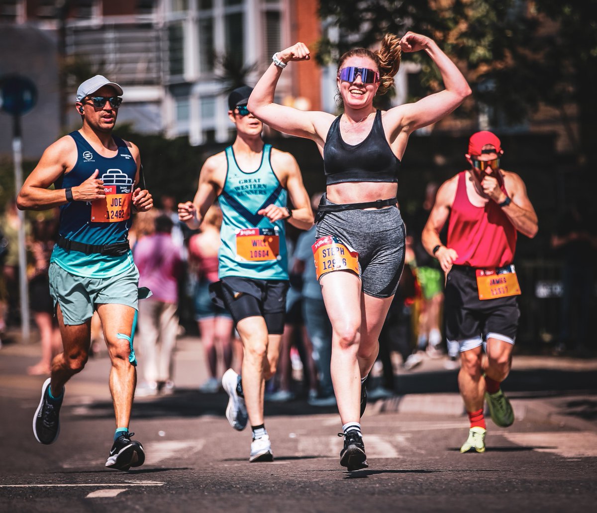 📸🏃‍♀️🏃‍♂️I
My Favourite 2 photos from the Bristol Half Marathon