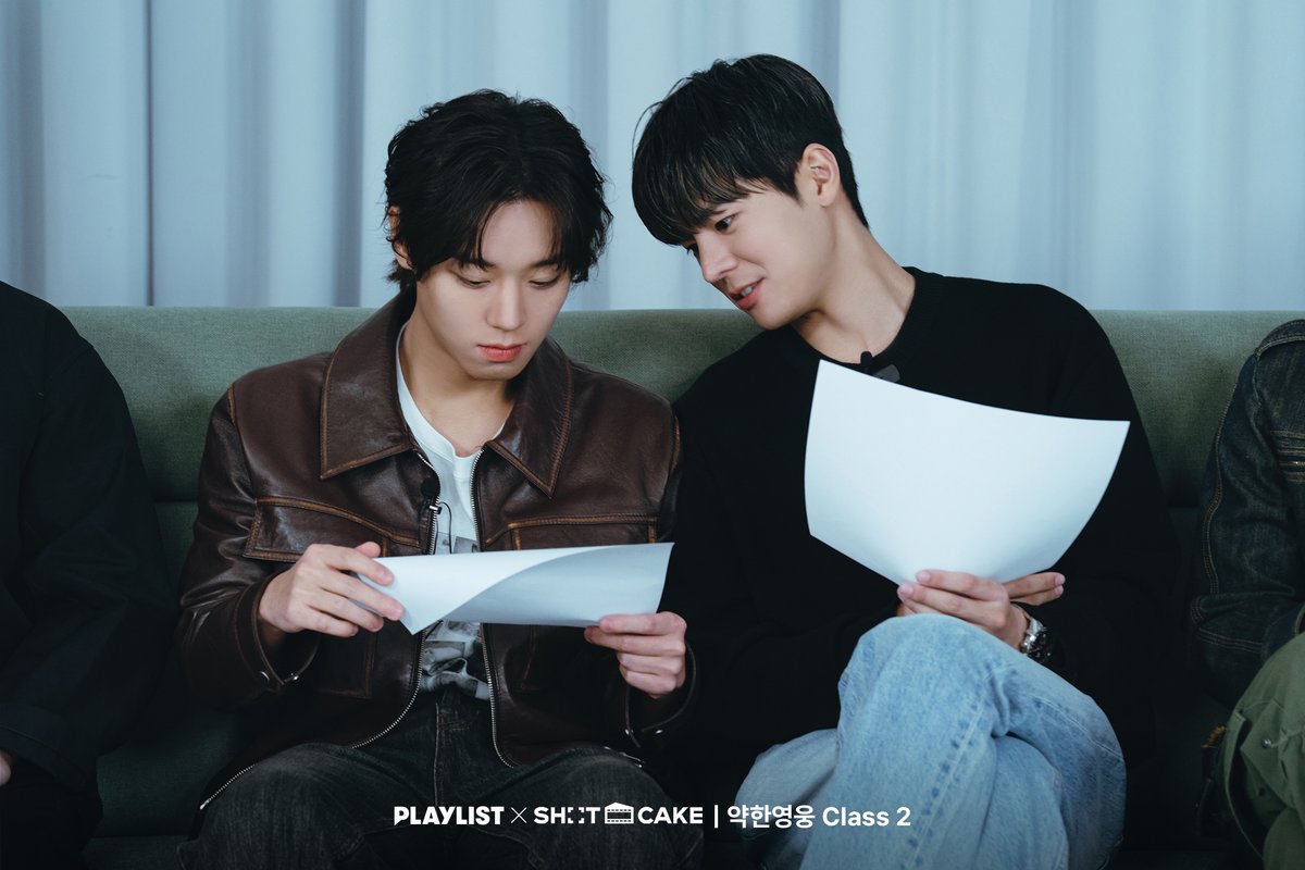 플레이리스트 tweet media