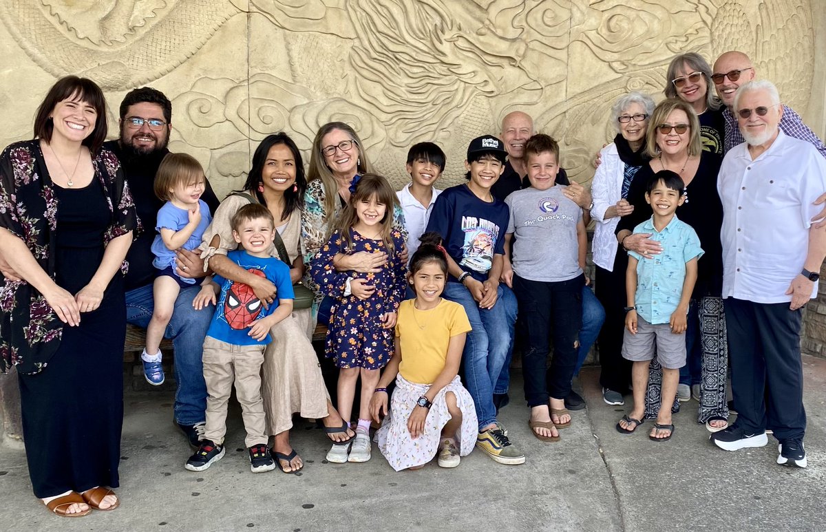 Carldrums's tweet photo. Great times with family and friends at The Well of Nashville and at a new home for a close family member!! Life is good!! Love all. C. https://t.co/ON3LqEHAeG
