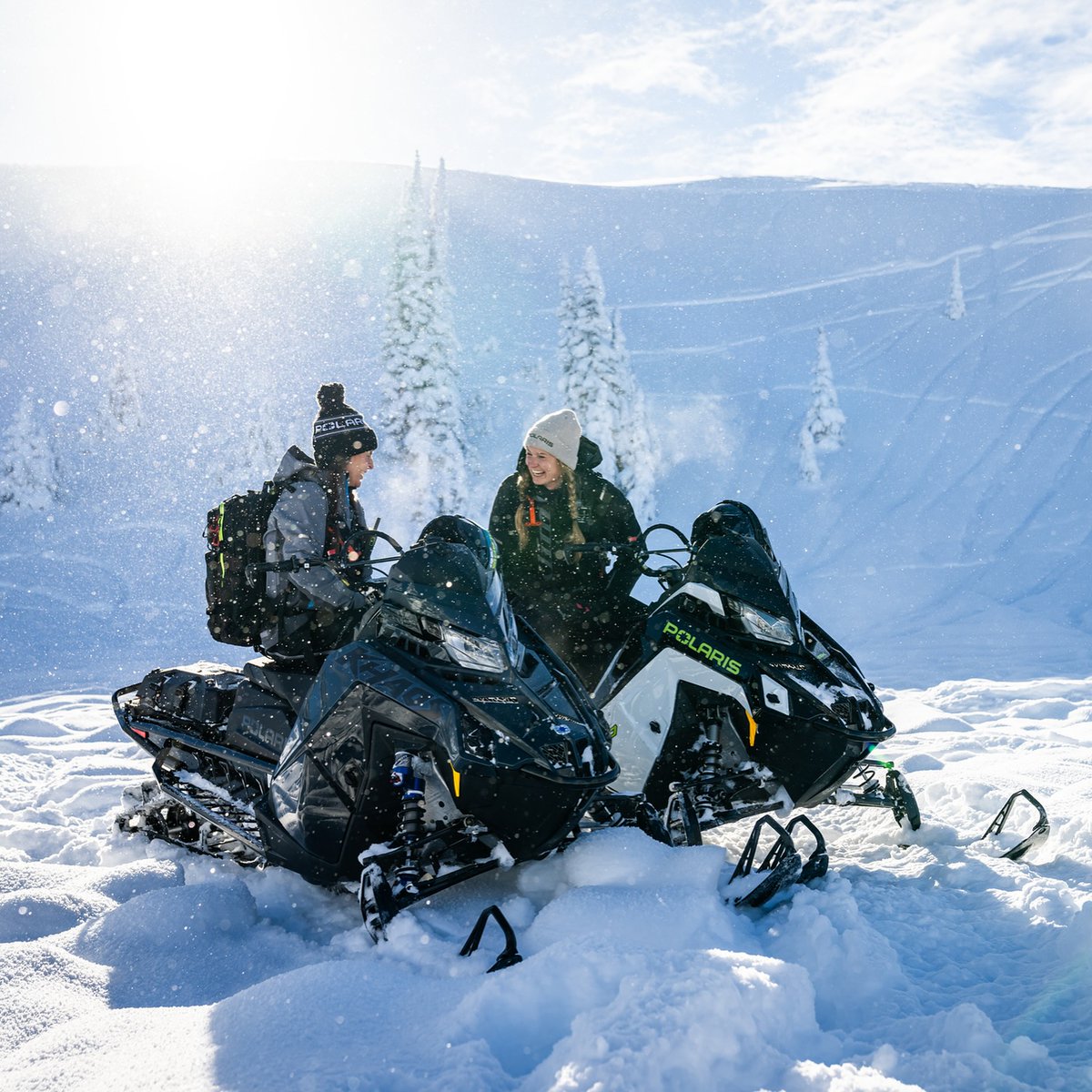 polarisjpn's tweet image. 雪が降ろうと降るまいと、気の合う仲間といれば、それだけで十分☀️ 

#PolarisSnow #THINKOUTSIDE
polarissnowmobile.jp