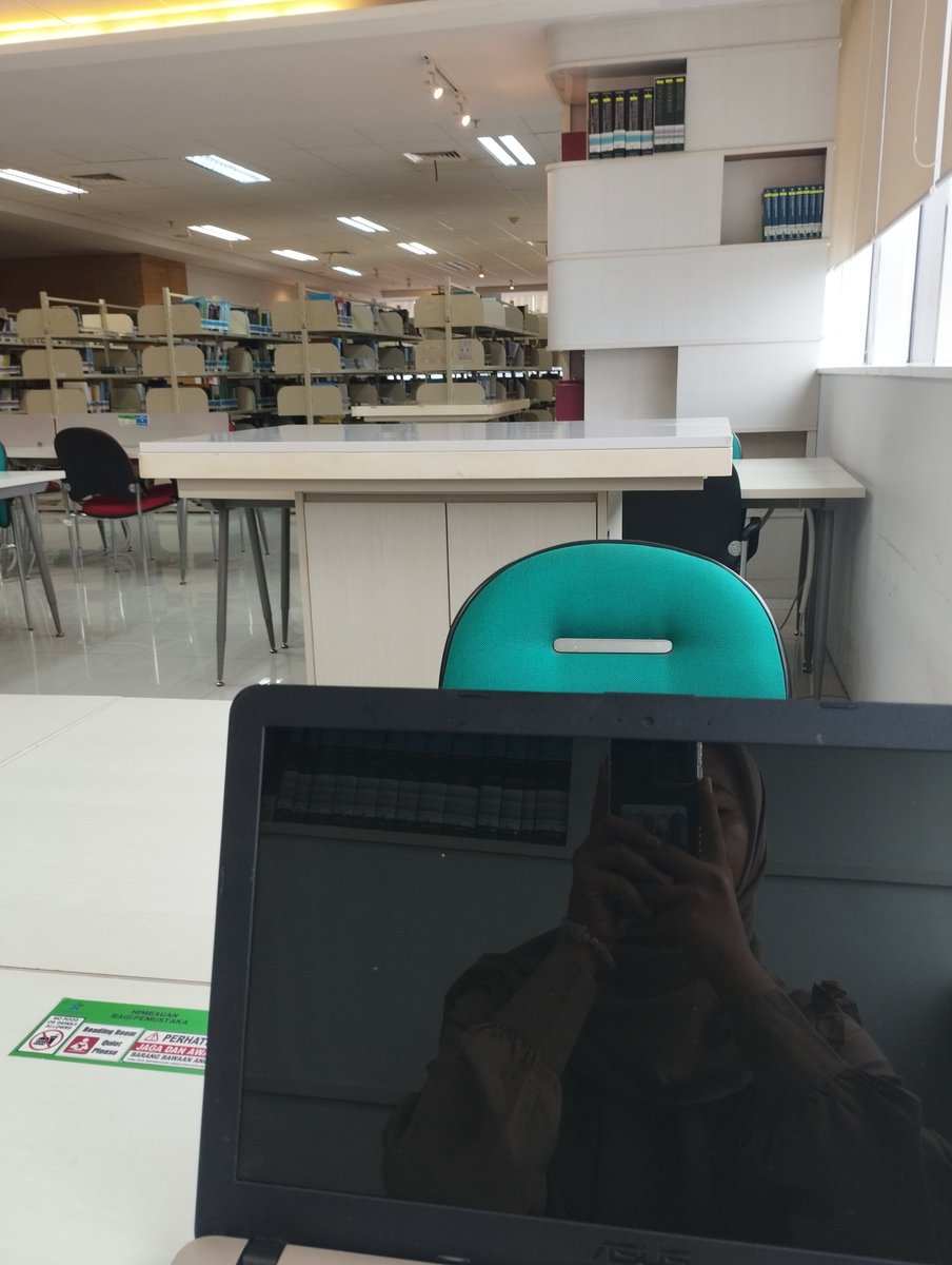 haluvyuu's tweet photo. perpusnas kalo weekday mayan sepii~ https://t.co/EnhaMLKyRI