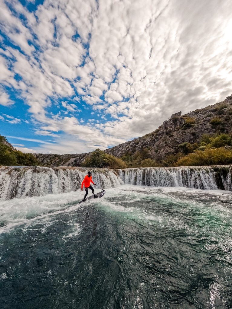 6 dream JETSURF spots you need on your summer list – which one would you ride first?