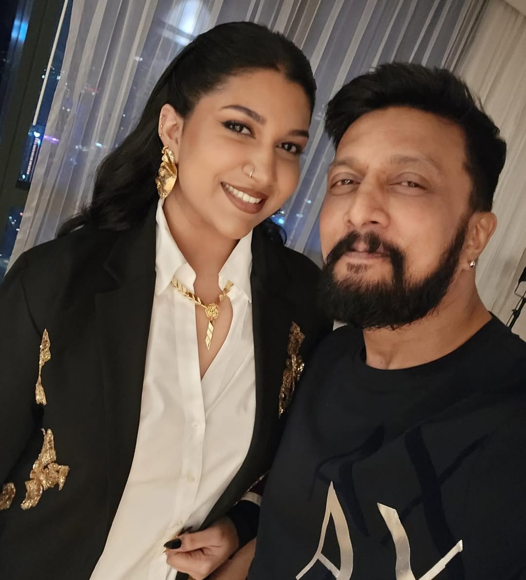 UTTARA KANNADA DISTRICT KICCHA SUDEEP FANS (A)® (@ukdksfaofficial) on Twitter photo ಕಿಚ್ಚನ ರಾಜಕುಮಾರಿಗೆ ಜನ್ಮ ದಿನದ ಹಾರ್ದಿಕ ಶುಭಾಶಯಗಳು.💐🎂
<a href="/KicchaSudeep/">Kichcha Sudeepa</a> <a href="/iamsanvisudeep/">Sanvi sudeep</a> <a href="/iampriya06/">Priya Sudeep/ಪ್ರಿಯ</a> #KicchaSudeep𓃵 ಕಿಚ್ಚನ ರಾಜಕುಮಾರಿಗೆ ಜನ್ಮ ದಿನದ ಹಾರ್ದಿಕ ಶುಭಾಶಯಗಳು.💐🎂
<a href="/KicchaSudeep/">Kichcha Sudeepa</a> <a href="/iamsanvisudeep/">Sanvi sudeep</a> <a href="/iampriya06/">Priya Sudeep/ಪ್ರಿಯ</a> #KicchaSudeep𓃵