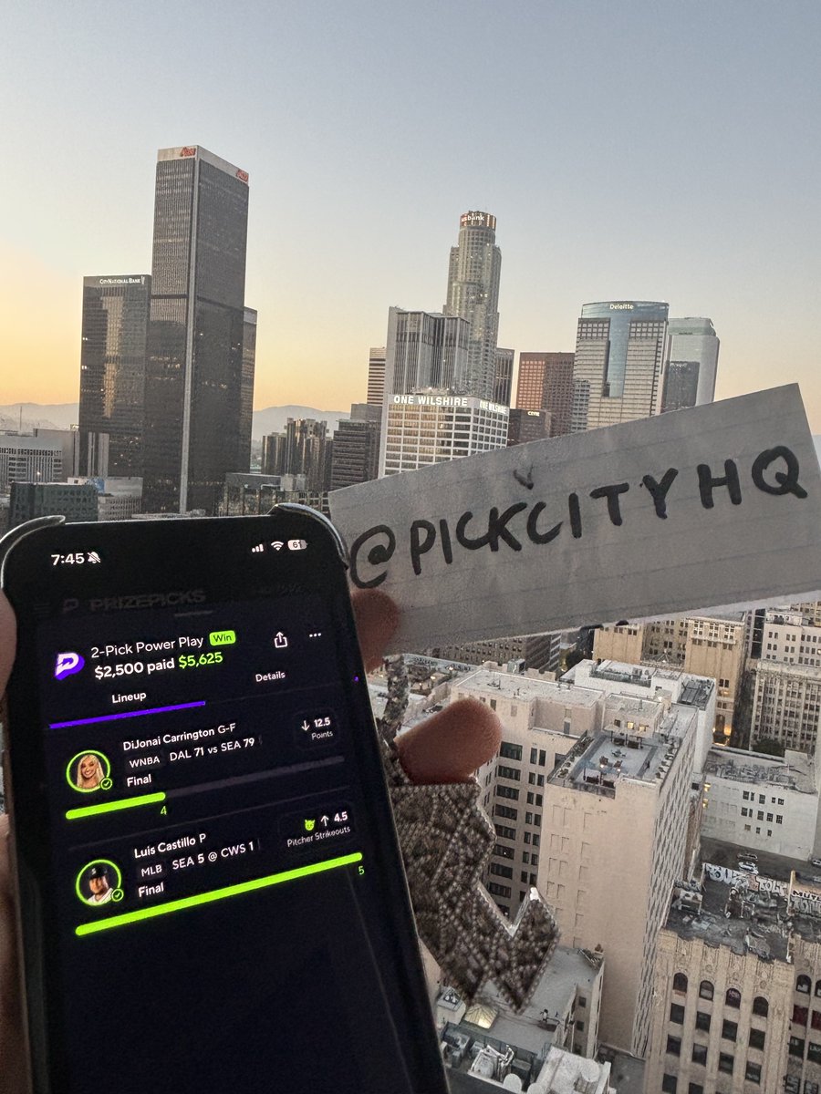 PickCityHQ's tweet image. So 1 person shall get $2,500 this week. 😈

If you want it to be you, just like and comment to enter, simple. ✅

I honestly don’t know who else cashes as often AND consistently as us, WHILE showing proof. 🤷‍♂️