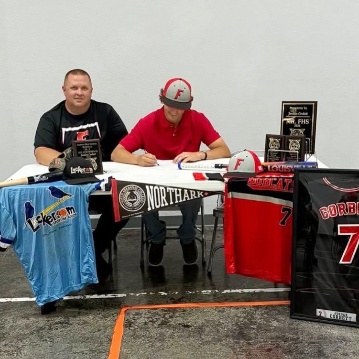 Northark Athletics (@pioneerteams) on Twitter photo ⚾️ BIG-time addition to <a href="/NortharkB/">North Arkansas College Baseball</a> from Flippin High School! Welcome to NAC, Jordan Corbett!
Jordan racked up an impressive list of achievements this year:
All-State
All-Conference
Offensive MVP
Quality At-Bat Award
Golden Glove
Bobcat Leader Award
Hustle Award
Mr. FHS ⚾️ BIG-time addition to <a href="/NortharkB/">North Arkansas College Baseball</a> from Flippin High School! Welcome to NAC, Jordan Corbett!
Jordan racked up an impressive list of achievements this year:
All-State
All-Conference
Offensive MVP
Quality At-Bat Award
Golden Glove
Bobcat Leader Award
Hustle Award
Mr. FHS