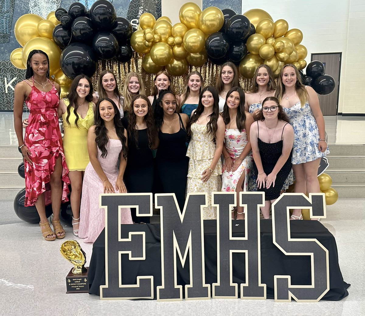 What a night! The Eagle Mountain Knights Softball Banquet was an incredible end-of-the-year celebration filled with laughs, memories, and well-deserved awards. A huge THANK YOU to the amazing parents! We can’t wait to be back for Year Two, stronger than ever! #ArmorUp