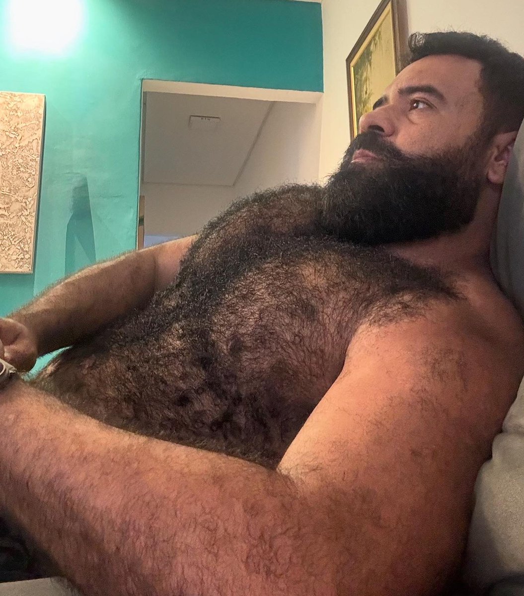 WOOF ! 
<a href="/BearwoofBr/">Bear Woof Br</a> 
onlyfans.com/bearwoofbr